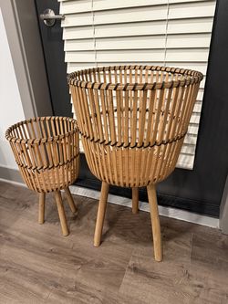 Indoor/Outdoor Planter Stand Set