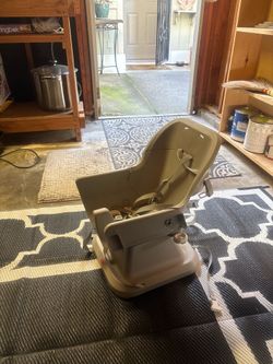 Diaper bag (10) toddler chair (10) toddler car seat used once (50)