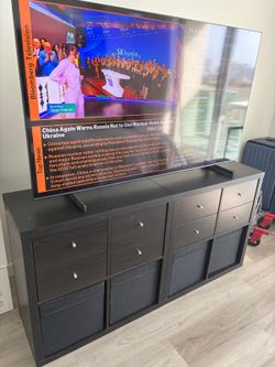 2 IKEA KALLAX 2x2 Shelf + 4 Drawer Inserts (Perfect Condition)