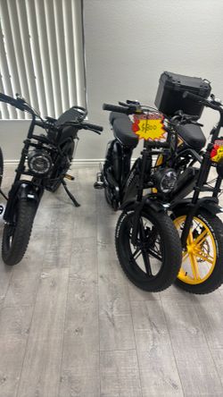Moped style Ebike eletric bike 750W sustainable