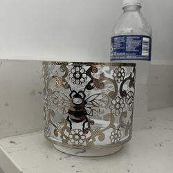 3-wick CANDLE HOLDER