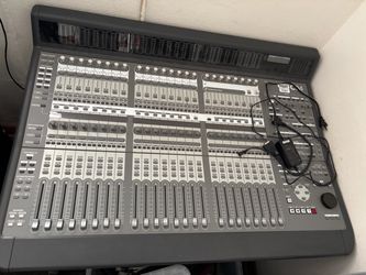 avid c 24 control surface