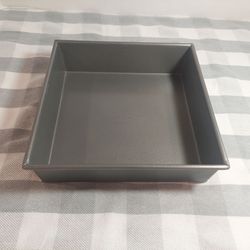 8-inch Calphalon Cake Pan