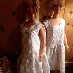 giant Barbie dolls