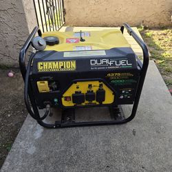 Champion Dual Fuel Generator 4375/3500W Gas 4000/3150W Propane