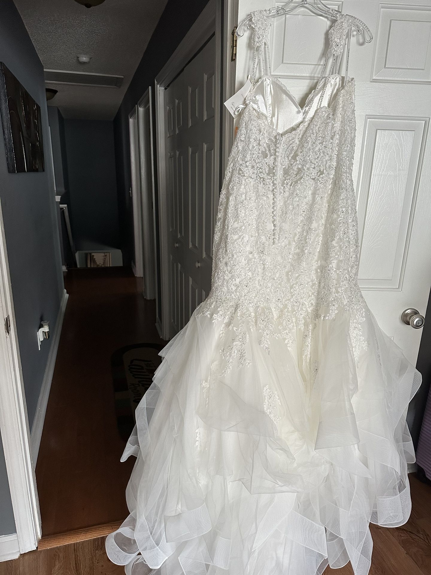 Wedding Dress  Size 20   (Ivory) 