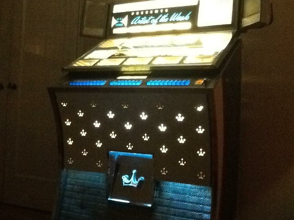 1961 Seeburg DS 160 Jukebox