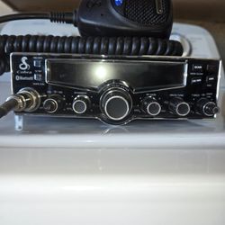 Cobra Cb Radio Perfect Condition No Flaws SEE All Pics
