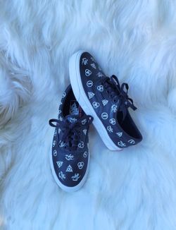 VANS Nuevos.