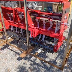 71" Skid Steer/ 3-Point Hydraulic Seeder Attachment. New!