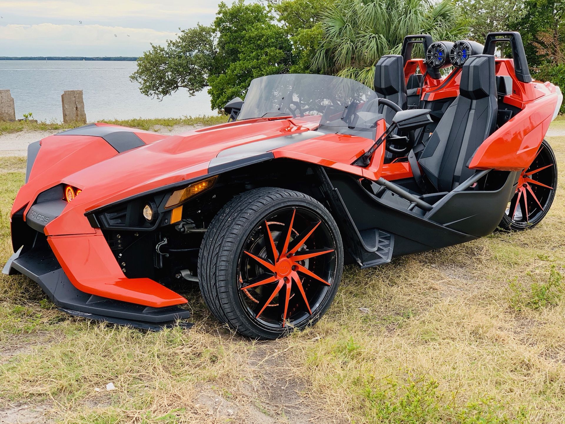 2016 Polaris slingshot for Sale in Tampa, FL OfferUp