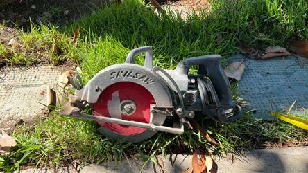 Skil saw