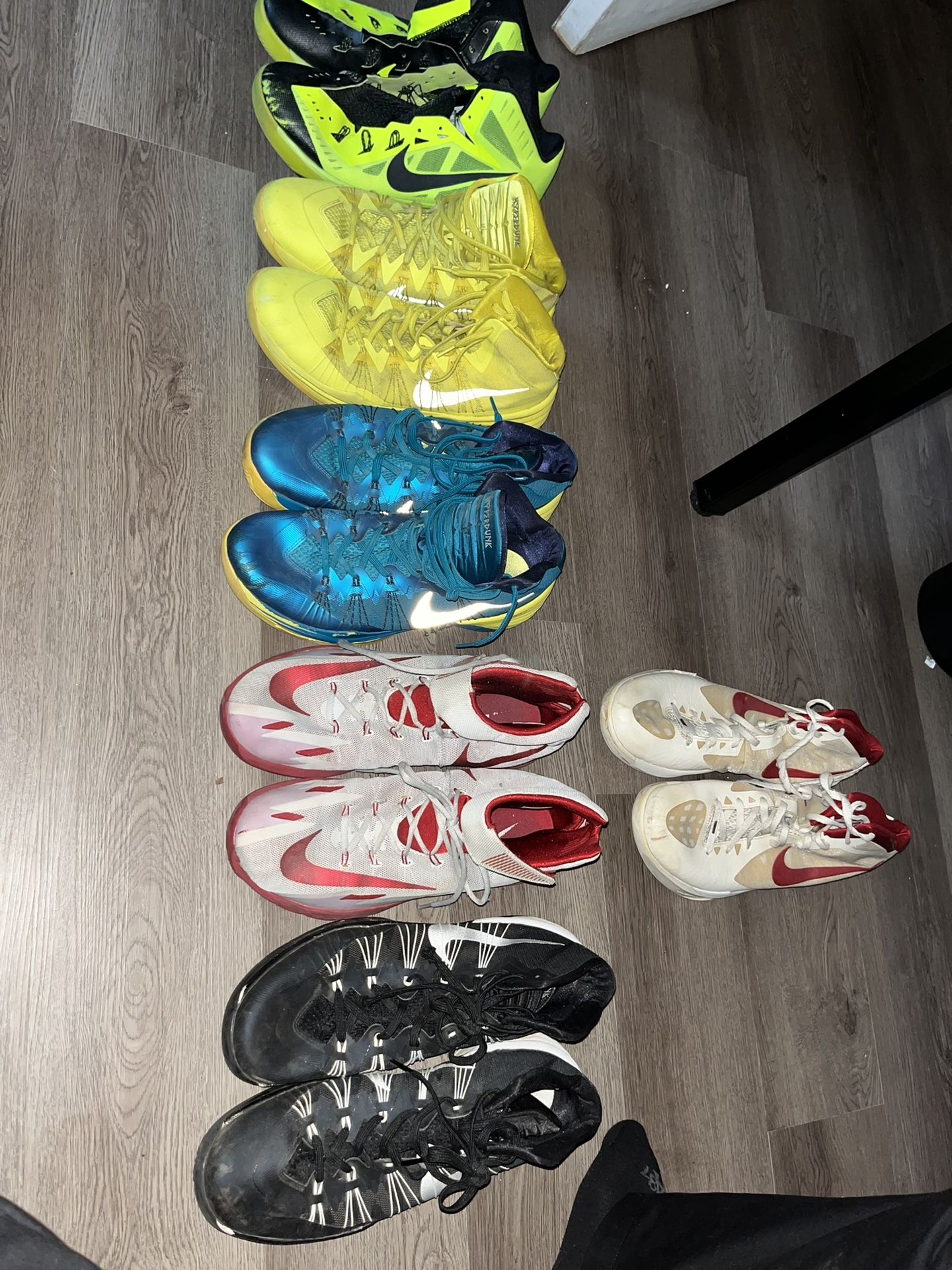 Size 14 Nike Basketball Shoes