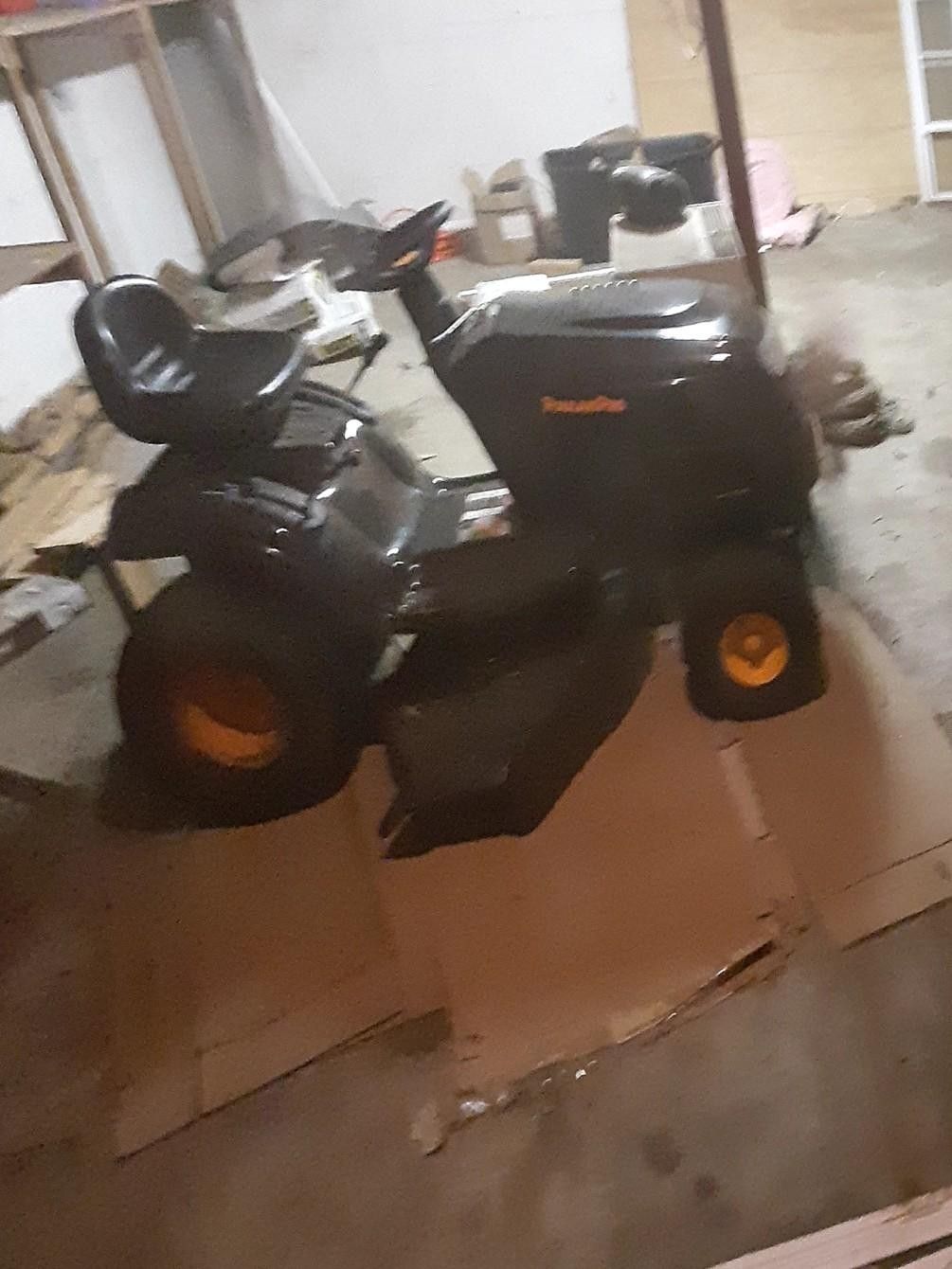 lawn mower 700 on eBay I want 450 for mines