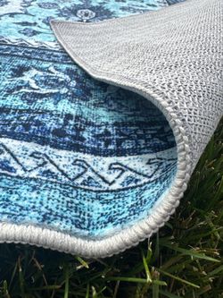 New 5x7 Area Rug