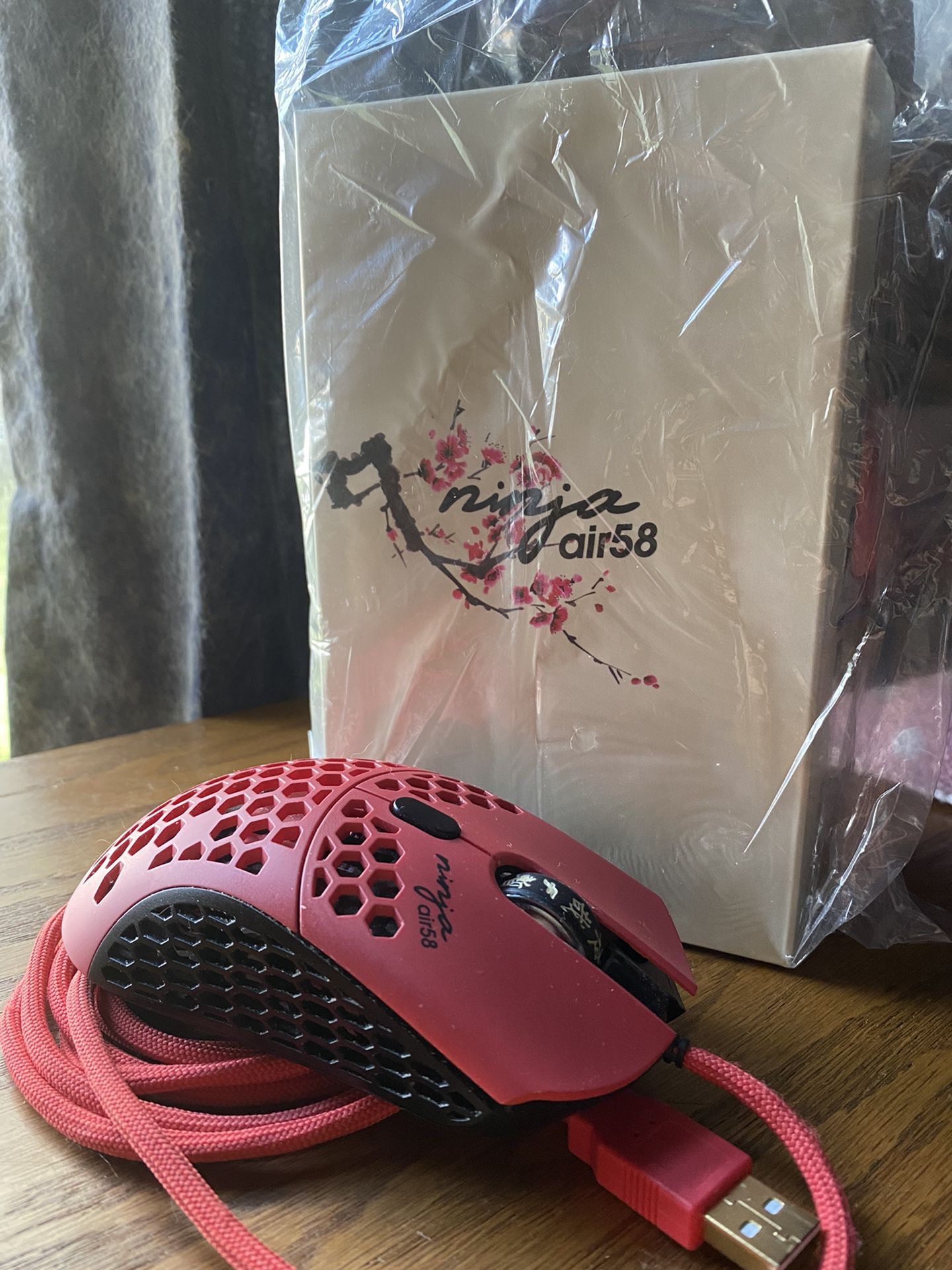 Finalmouse air58 Ninja Cherry Blossom Red 