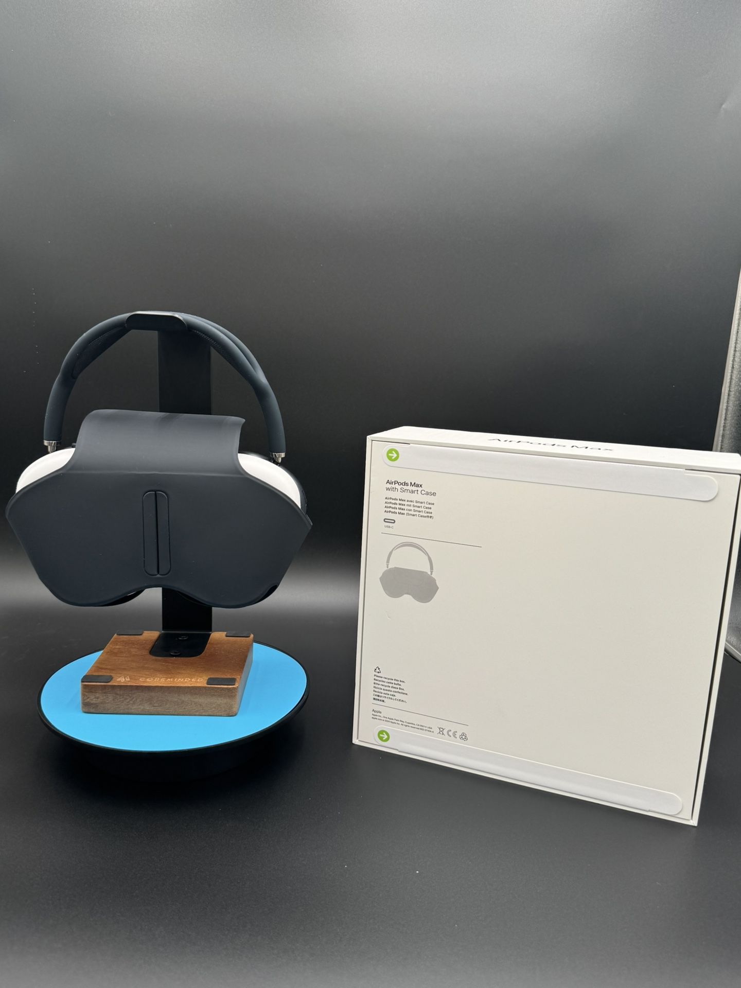 Apple AirPod Max Headphones- Midnight