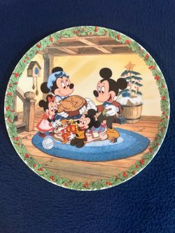 Vintage 1992 Limited-Edition Disney Collector Plate "God Bless Us, Every One"