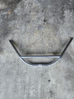 Clean Chrome Cruiser Bars With Cross Bar 