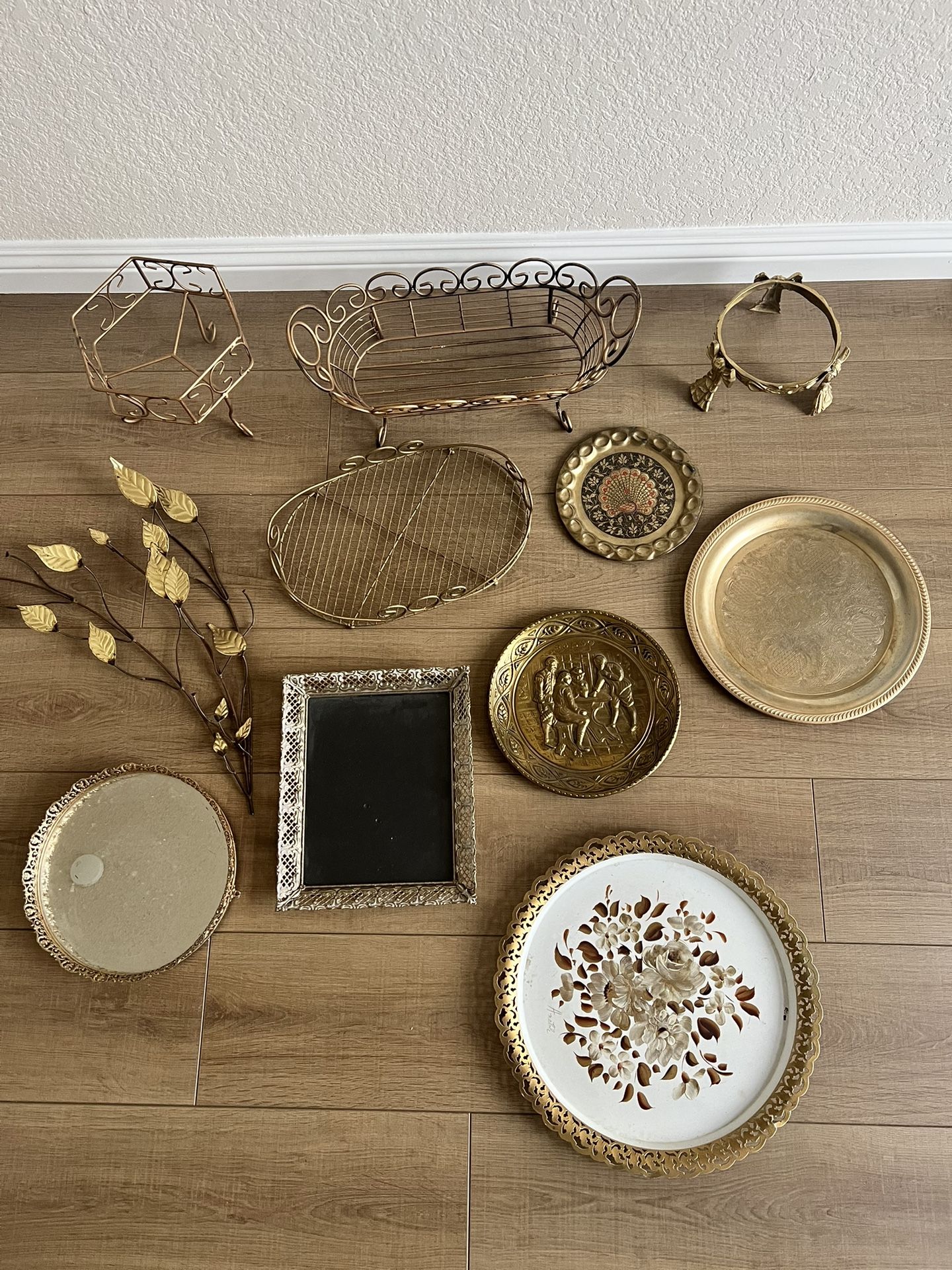 Vintage Antique Gold Brass Victorian Shabby Chic Style  