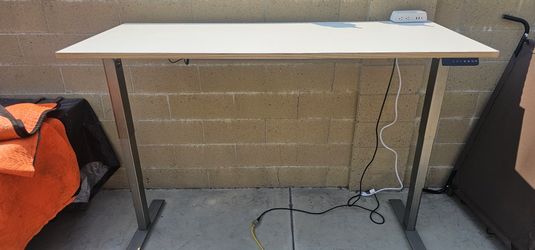 Height Adjustable Sit-Stand
