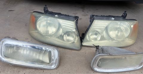Ford F150 headlights/fog lights