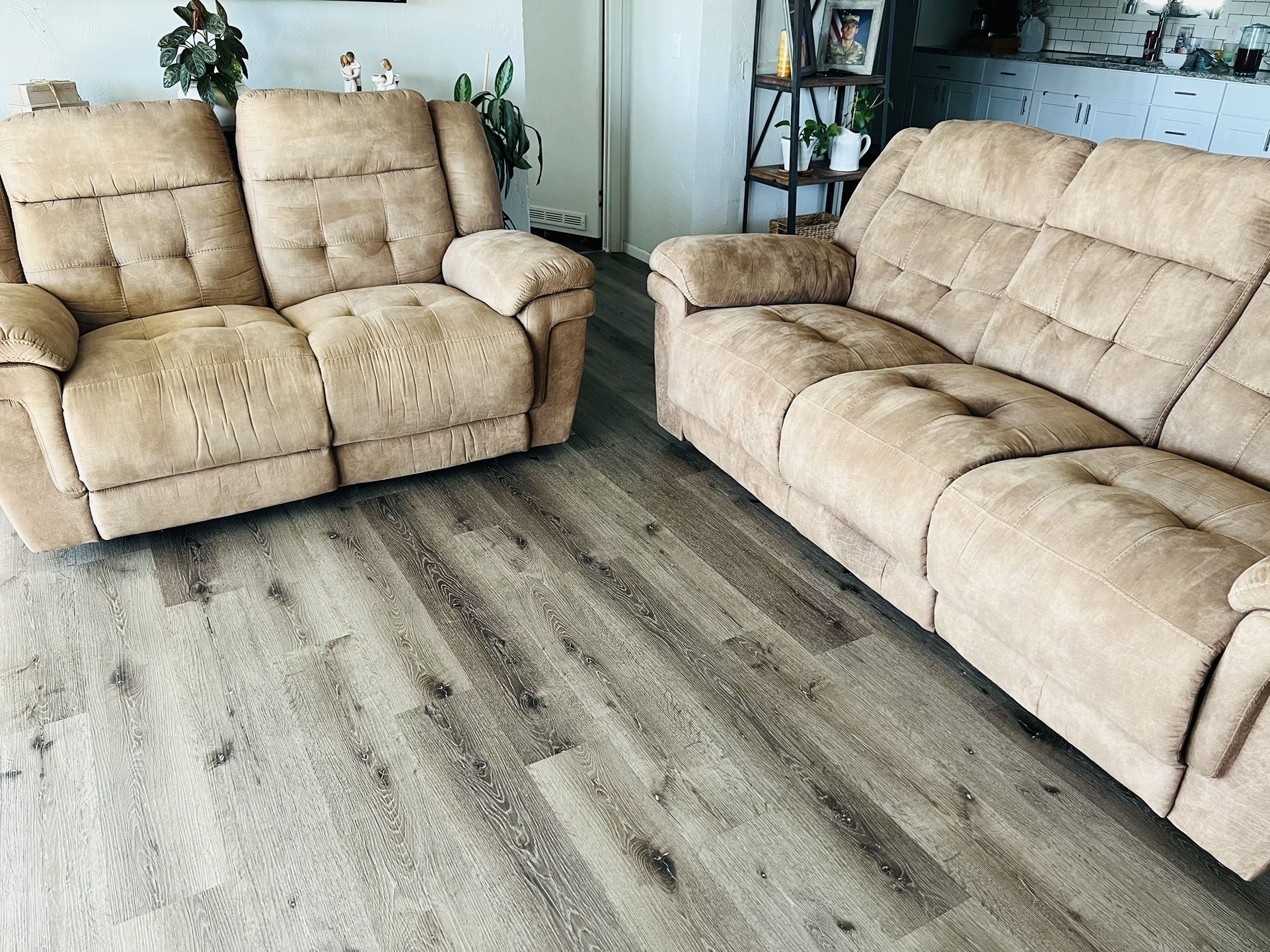 Couch & Recliner Set 