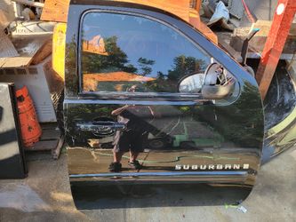 2014 Suburban Door Fender