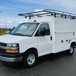 2017 Chevrolet Express 3500 Utility/Service Van