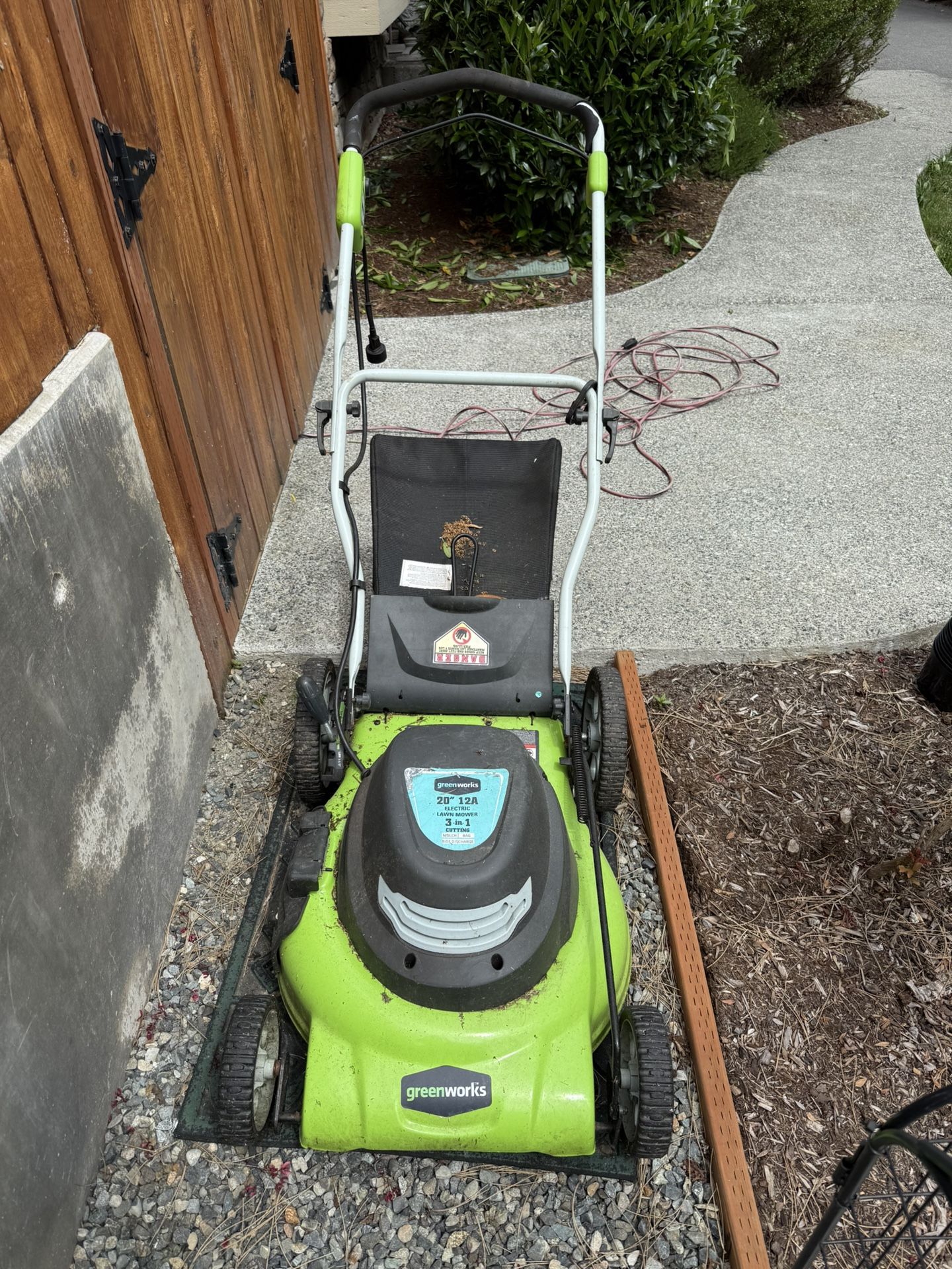Greenworks Lawn Mower (corded)
