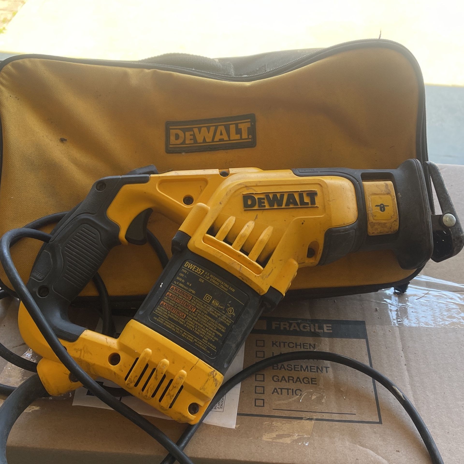 Dewalt Reciprocating Saw Tools & Machinery