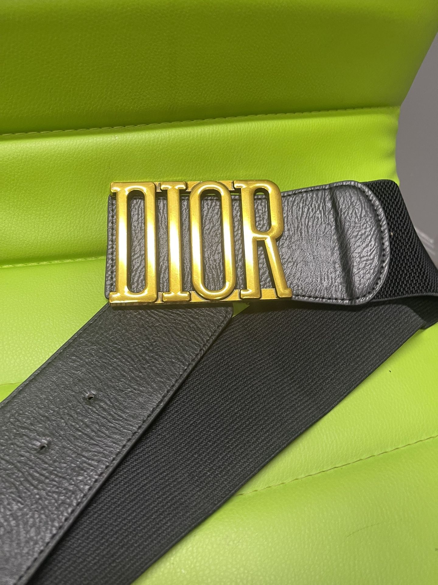 Beautiful Woman’s Belt Size M Or Small