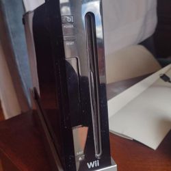Nintendo Wii Console Bundle – Tested & Working – No Games Included