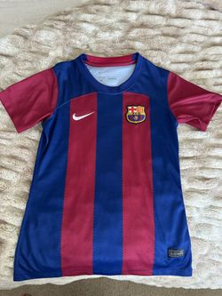 Barcelona Girls/Womens Jersey Size M (92026- Located Near Police & Fire HQ)