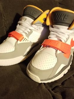 Nike Air Trainer SC II (White/Laser Crimson/Wolf Grey)