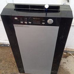 14000 BTU PORTABLE AIR CONDITIONER WORKS PERFECT IN FAIR CONDITION BUT WORKS PERFECT 
