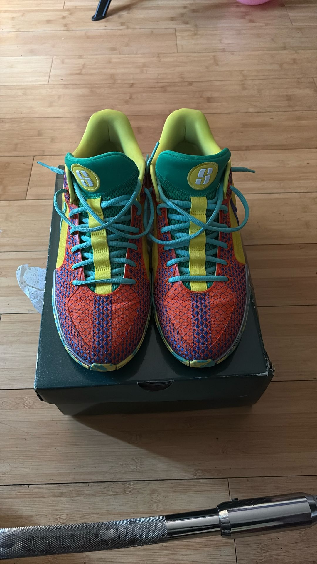 Size 14 Men’s/ 15.5 Women’s 