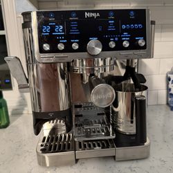 Ninja Lux Cafe Pro  4-In-1