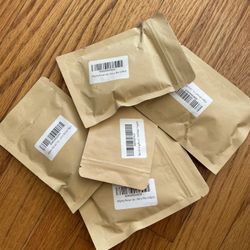 Seed packages of various plants, $1 for 2 packages, $2 for 5 packages, $3 for 8 packages. The varieties are randomly dispatched and cannot be selected