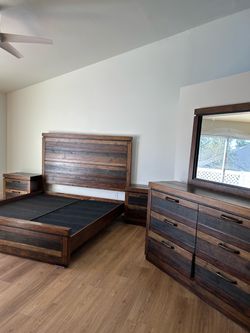Bedroom set