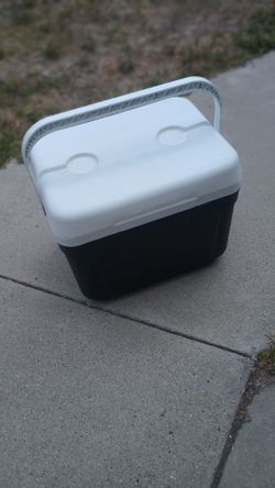 Ice Chest Cooler XL