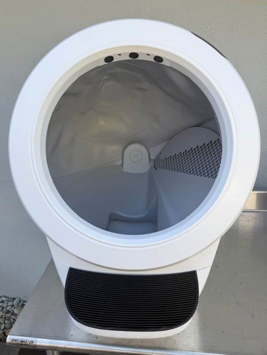 Litter-Robot 4, self-cleaning litter box ,Cat