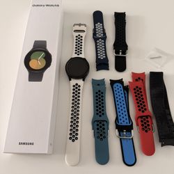 📣 Selling: Samsung Galaxy Watch5 - 40mm (Used) + Extras