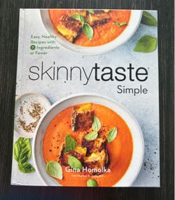 Skinnytaste Simple Cookbook by Gina Homolka