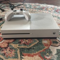 Xbox One S With Controller