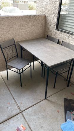 Table with set of 4 chairs