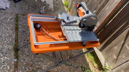 Wet Tile Saw