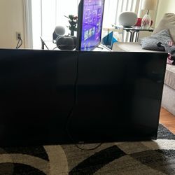 55 Inch Tv ( Screen Does Not Work!!! )
