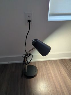 LED desk lamp with wireless charger