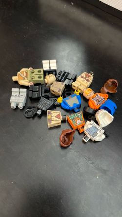 Star Wars mini figure piece